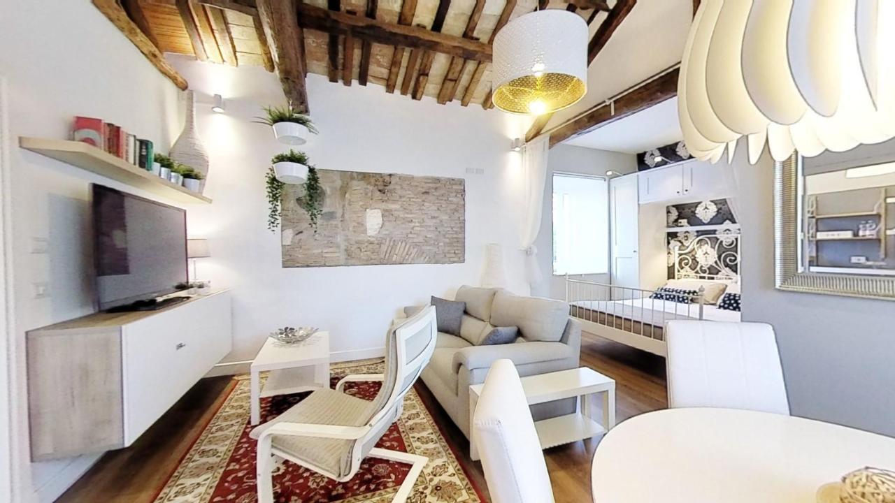 La Casa Nel Castello Villa Ostia Antica Buitenkant foto